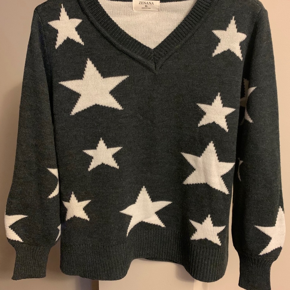 Zenana sweater stars